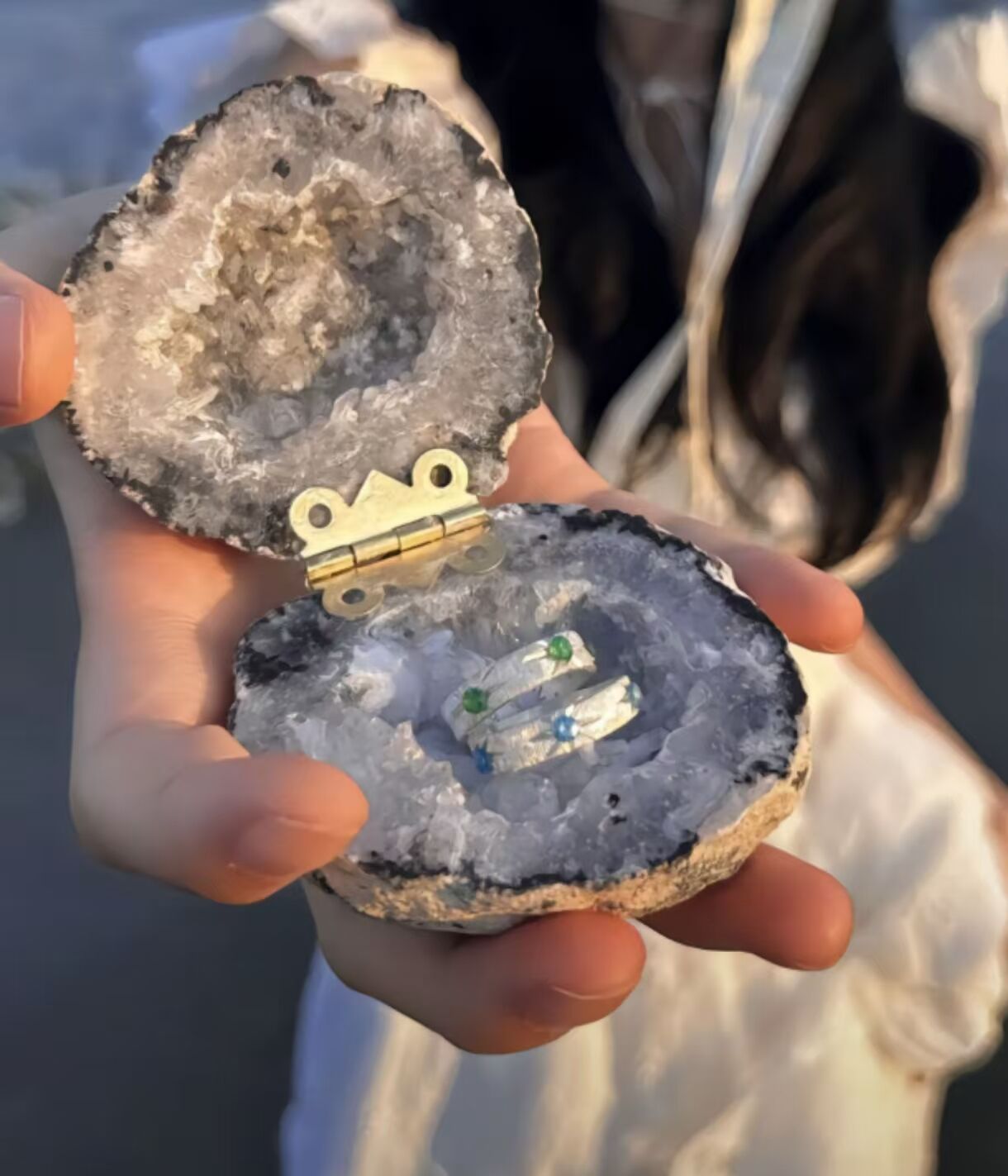 🔥Hot Sale-Moroccan white crystal cave ring box