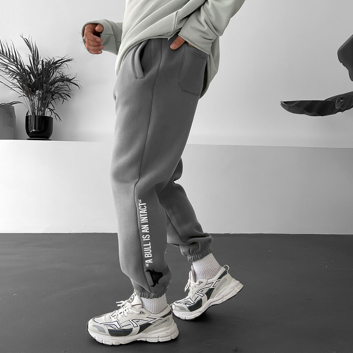 Men's Casual Bull Sweatpants