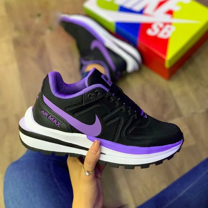 byly na trh uvedeny nové dámské boty pro volný čas NIKE AIR MAX