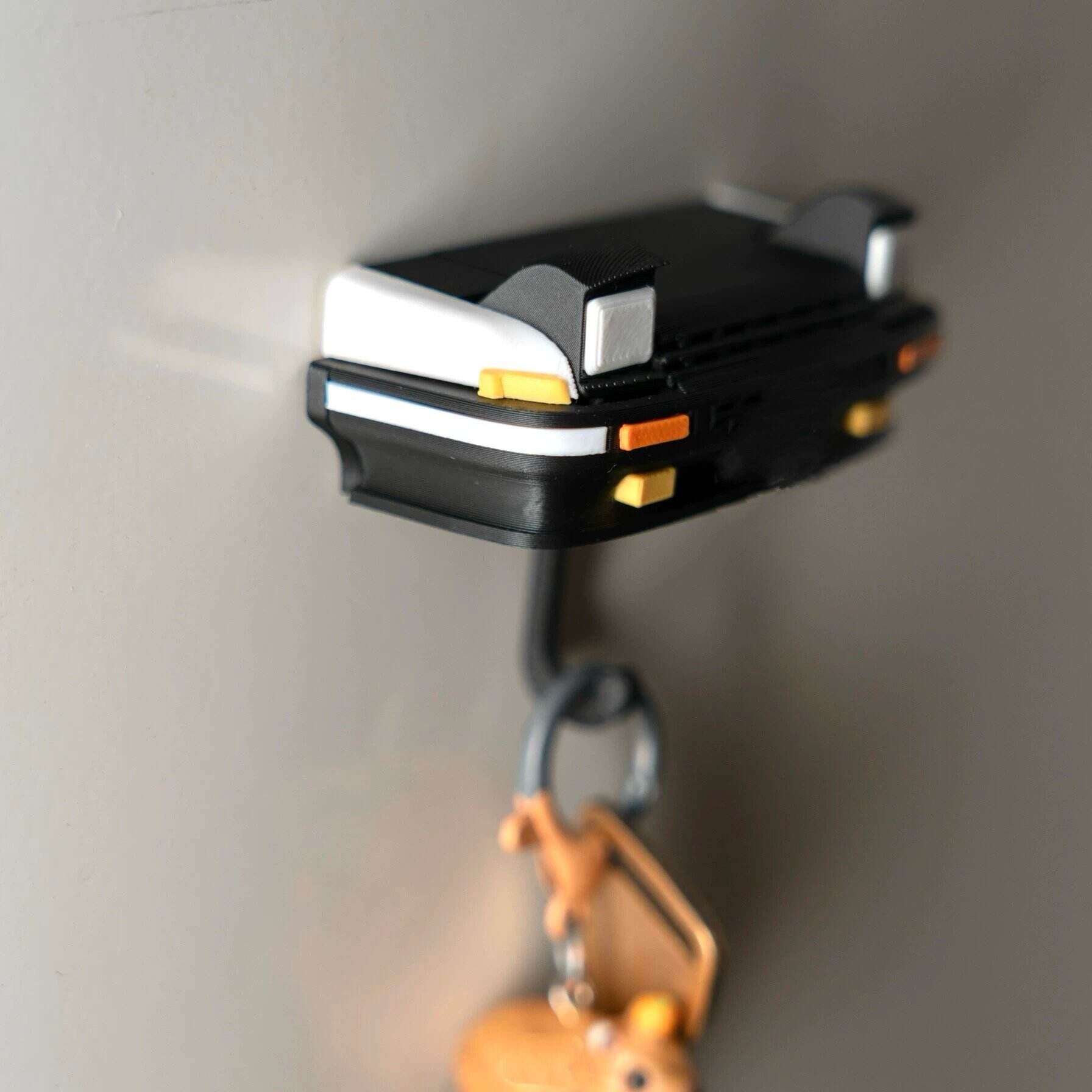 Ride Car Open Headlights Key Holder