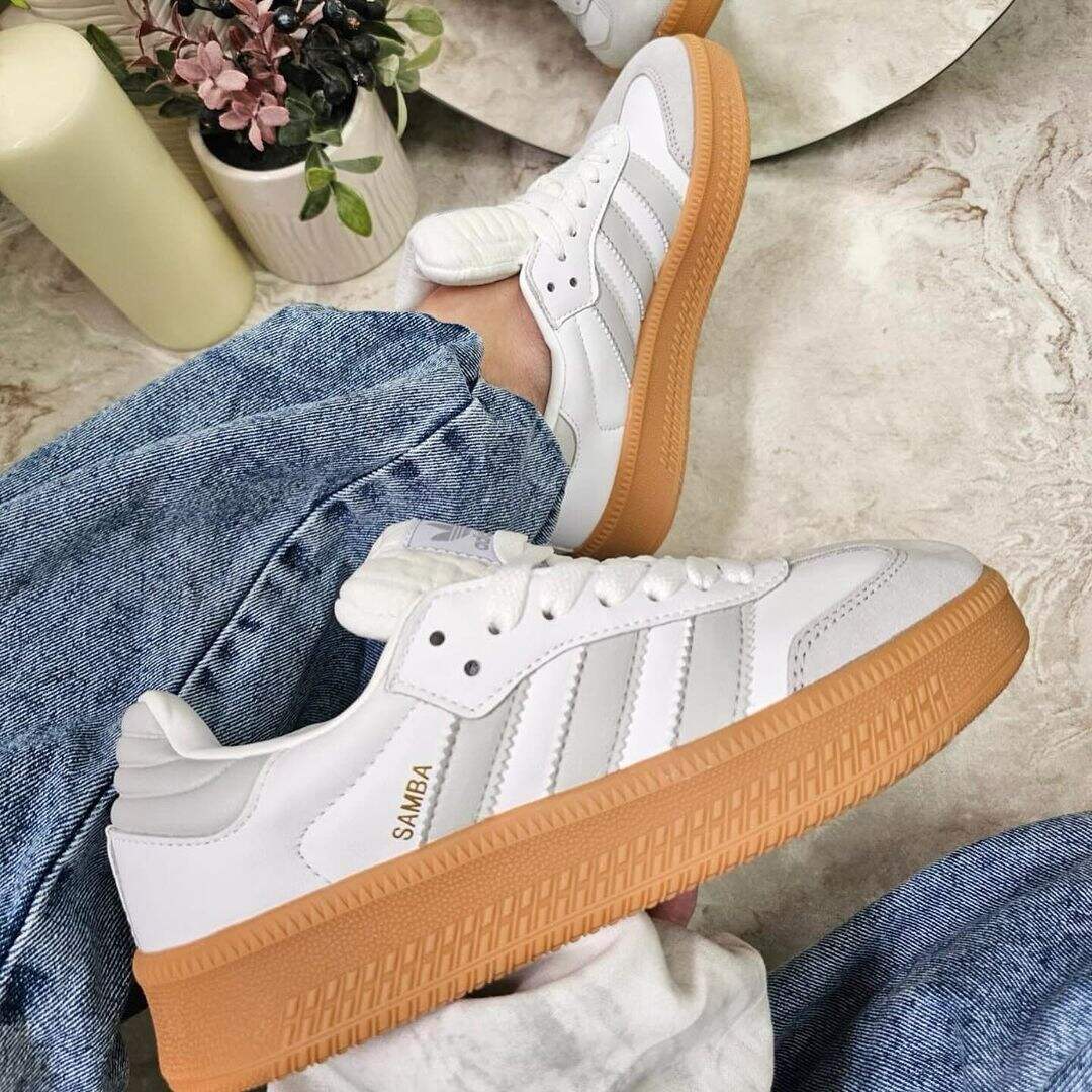 ADIDAS Samba XLG  kényelmes és légáteresztő fehér, fekete alkalmi