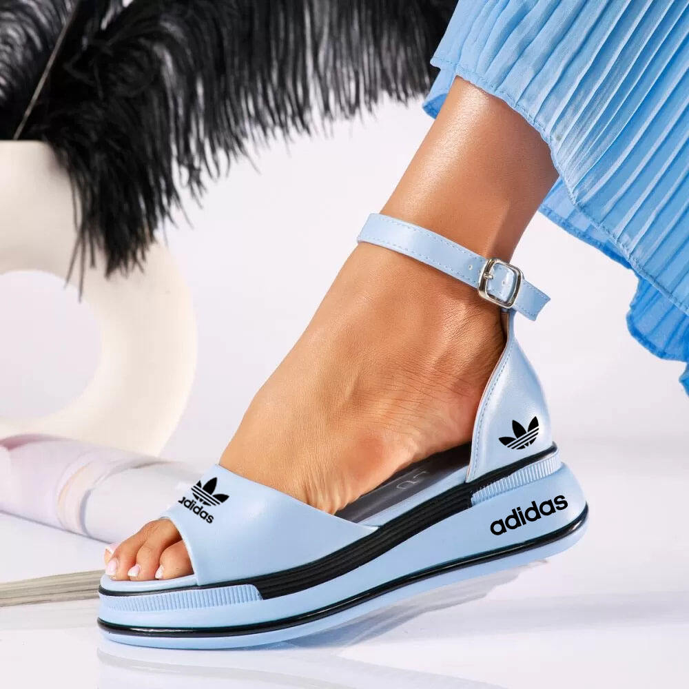 Adidas®2024 Casual Comfort frissítő, sokoldalú női szandál