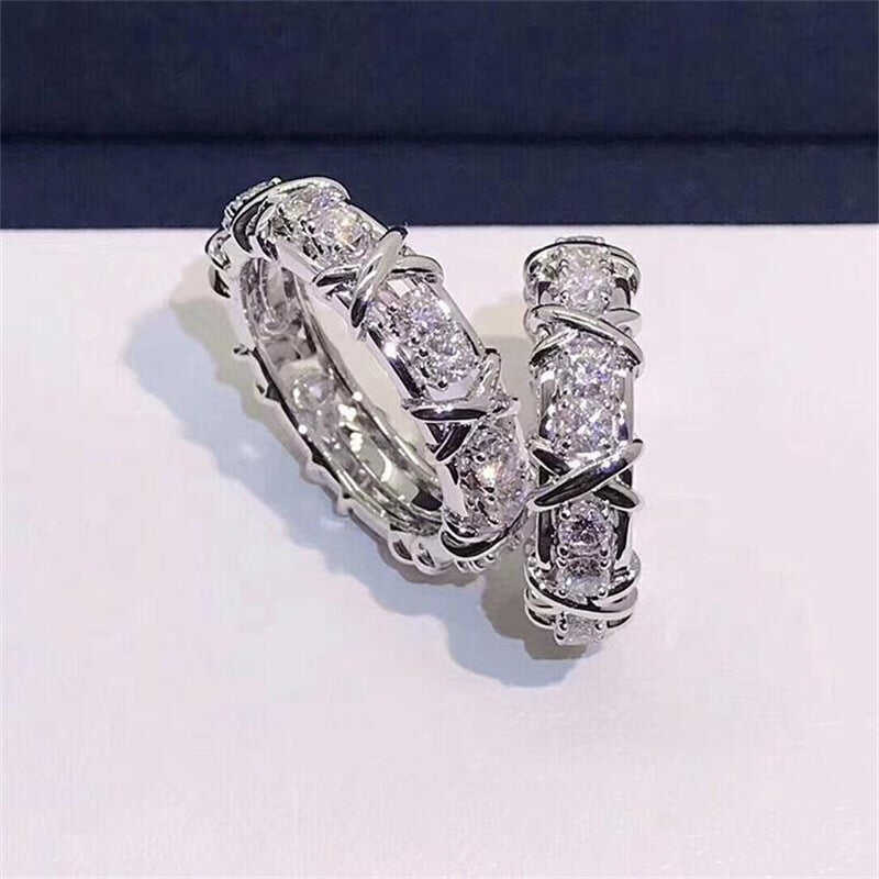 Moissanite Magnetology Lymphvity Ring (ograniczony czasowo rabat 🔥 ostatni dzień)