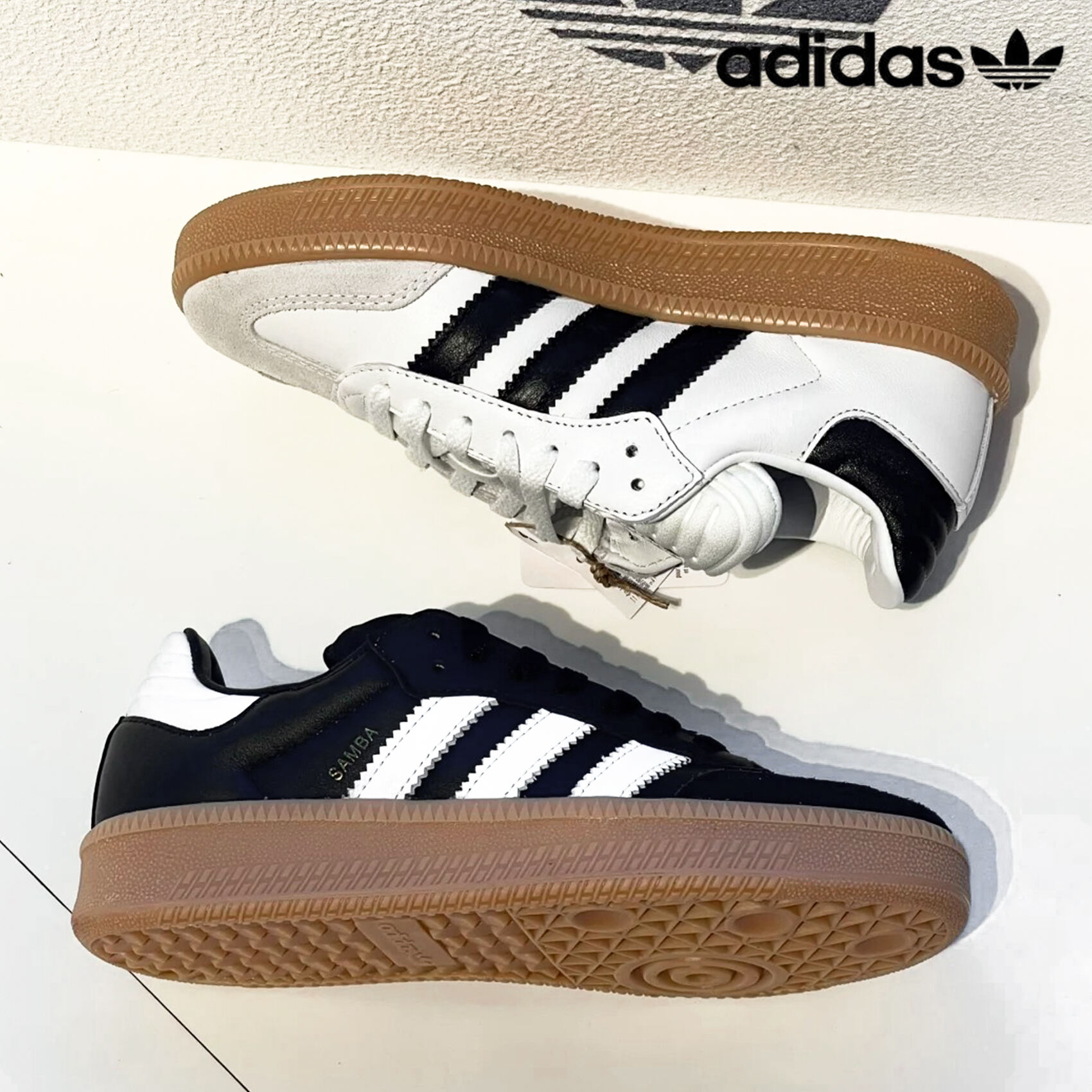 ADIDAS Samba XLG  kényelmes és légáteresztő fehér, fekete alkalmi