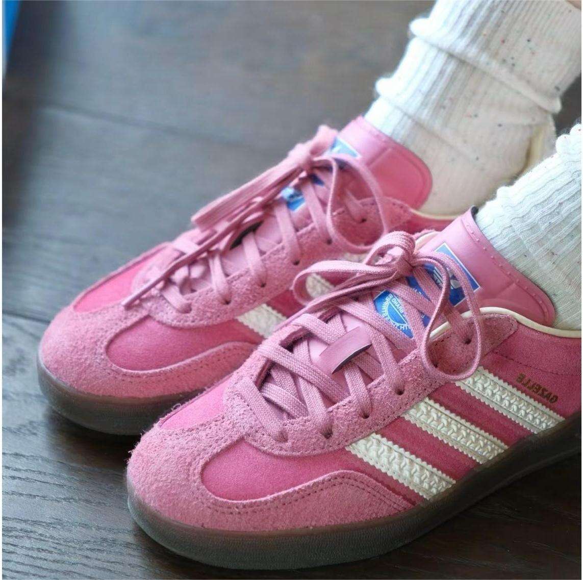 Adidas gazelle alkalmi cipő szálcsiszolt bőrből férfiaknak és nőknek