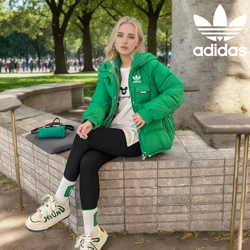 Adidas® Damska zimowa kurtka puchowa z kapturem